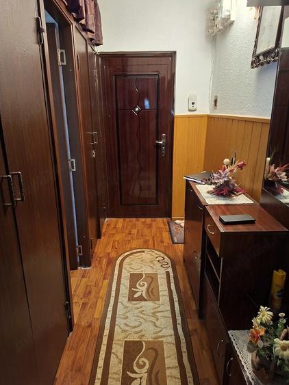 Apartament cu 2 camere semidecomandat în Unirii Sud