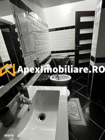 Apartament cu 4 camere decomandat în Lujerului