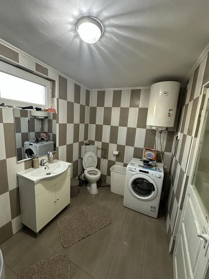 Casă cu 2 camere cu Teren 300 Mp în Central
