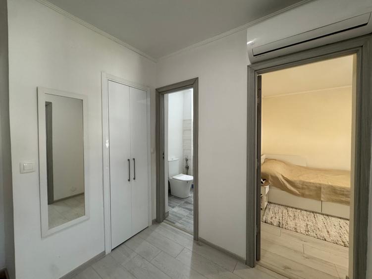 Apartament cu 2 camere decomandat în