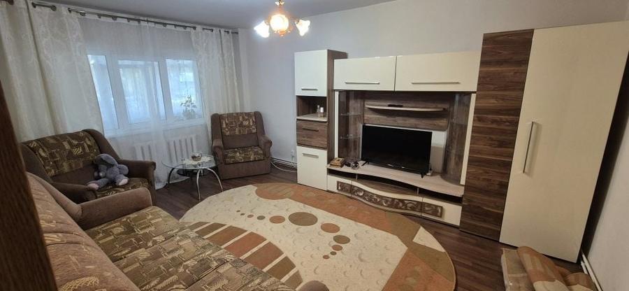 Apartament cu 3 camere decomandat în Vasile Aaron