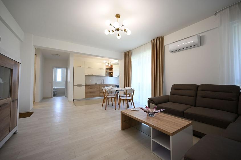 Apartament cu 2 camere decomandat, mobilat în Aradului