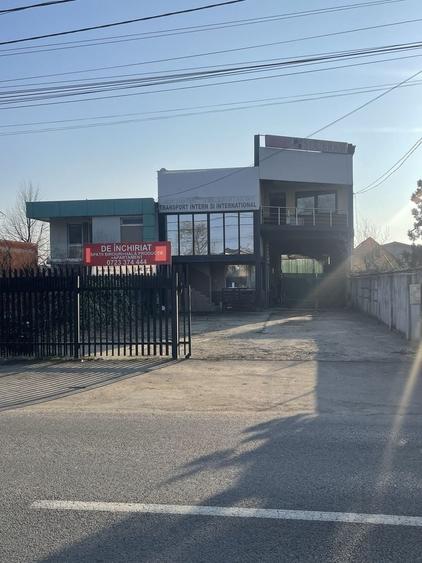 Spațiu comercial, de 3,000 mp, în Central