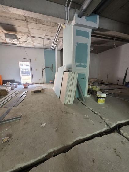 Spațiu comercial, de 160 mp, în Sud