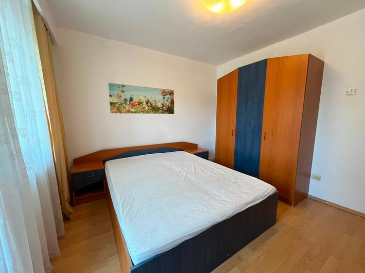 Apartament cu 2 camere decomandat în Zorilor
