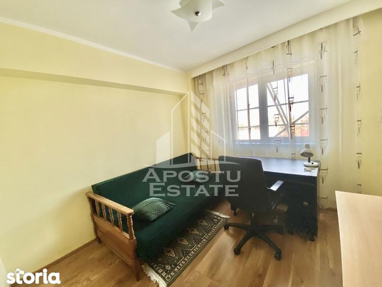 Apartament cu 3 camere, mobilat în Circumvalațiunii