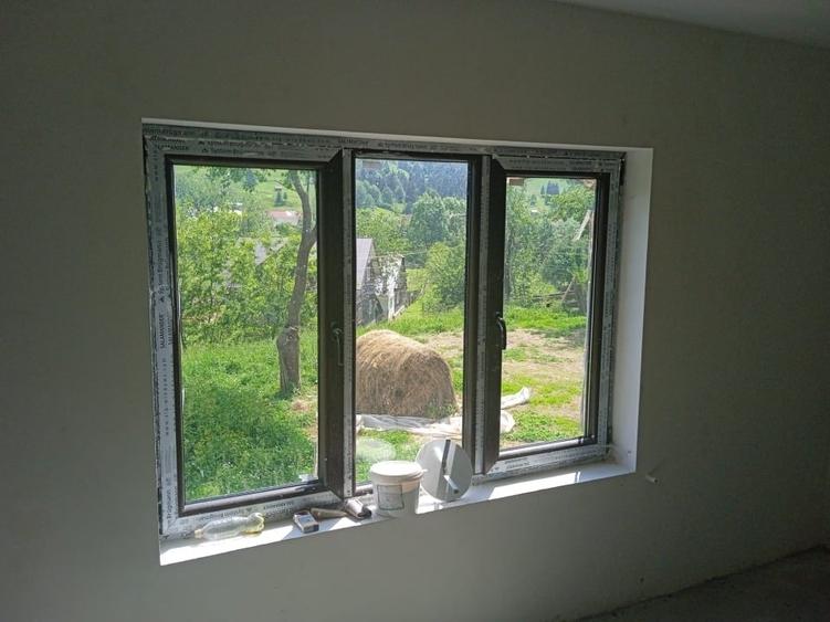 Casă individuală cu 5 camere cu Teren 10000 Mp în Lunca Ilvei