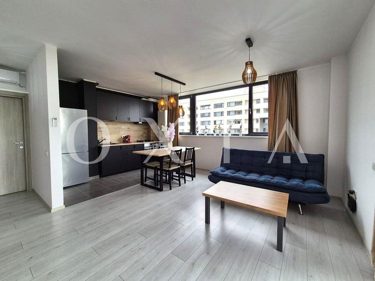 Apartament cu 2 camere semidecomandat, mobilat în Torontalului