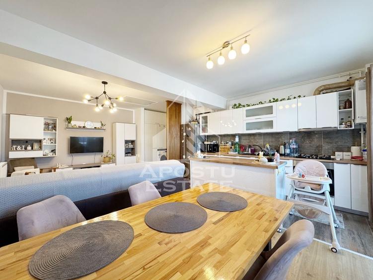 Apartament cu 3 camere decomandat, mobilat în Giroc