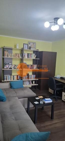 Apartament cu 2 camere decomandat, mobilat în Tei