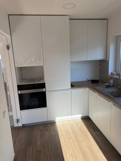Casă cu 4 camere cu Teren 375 Mp în Central