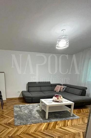 Apartament cu 3 camere decomandat în Rogerius