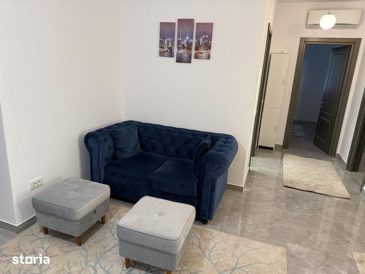 Apartament cu 3 camere în Podu Roș
