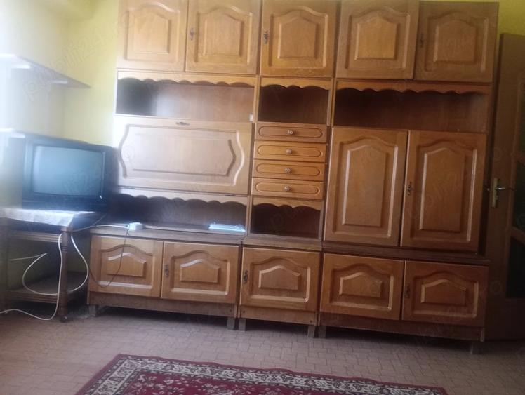 Garsonieră decomandată în Decebal