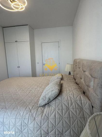 Apartament cu 3 camere semidecomandat, mobilat în Central