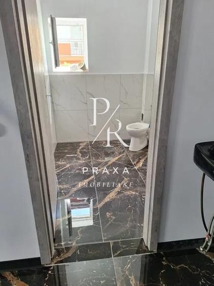 Spațiu comercial, de 41 mp, în Florești