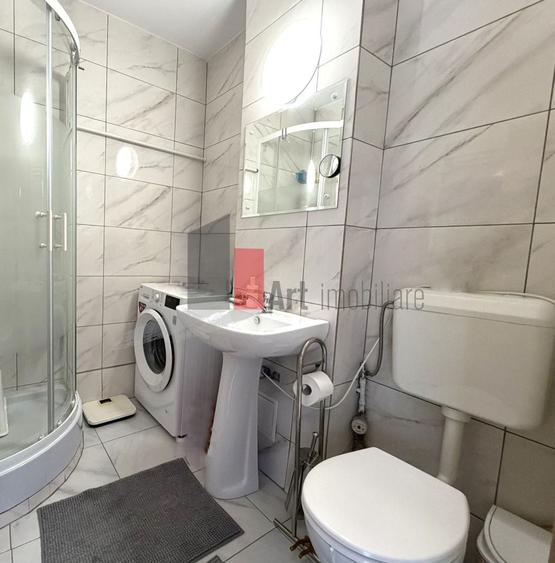 Apartament cu 3 camere decomandat, mobilat în Dristor