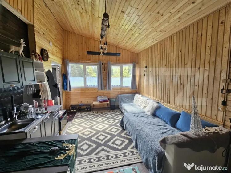 Casă cu 2 camere cu Teren 250 Mp în Arieșeni