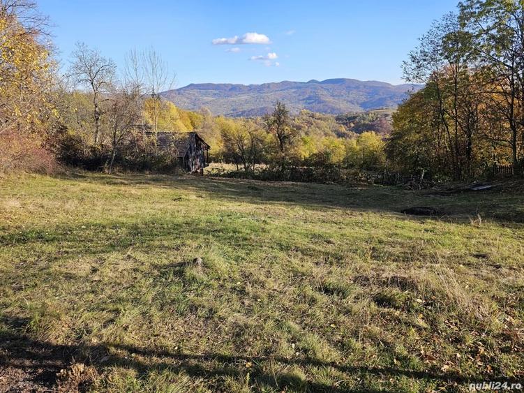 Teren de 949 mp, în Sălătrucel