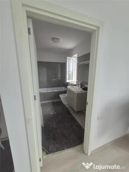 Casă cu 4 camere cu Teren 300 Mp în Moșnița Nouă