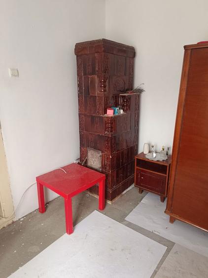 Casă cu 2 camere cu Teren 500 Mp în Bucu