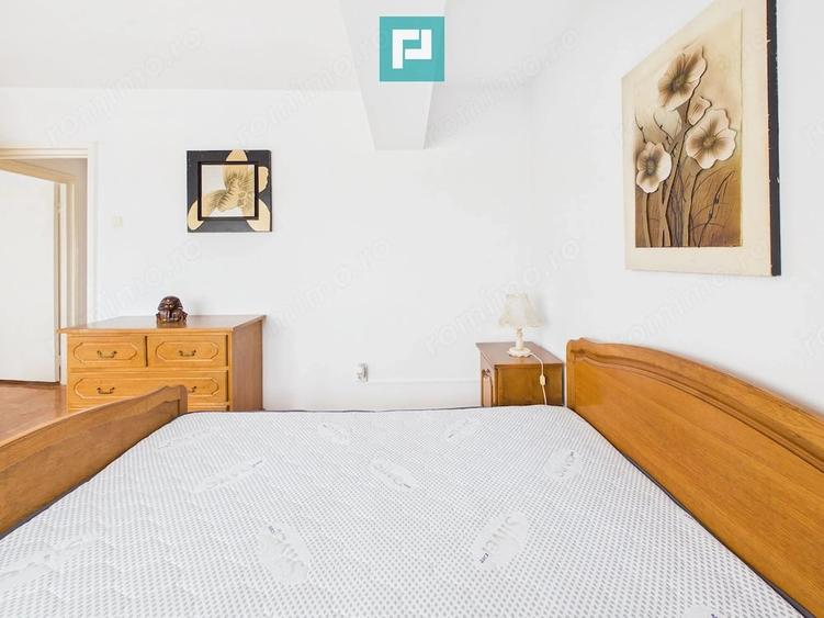 Apartament cu 3 camere decomandat în Ultracentral