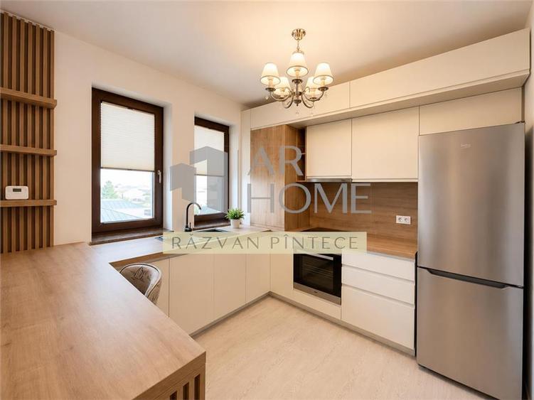 Apartament cu 3 camere decomandat în Albert
