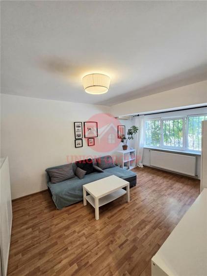 Apartament 2 Camere, Decomandat, Inel 2 - 4