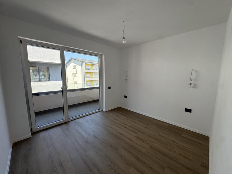 Apartament cu 3 camere în Giroc