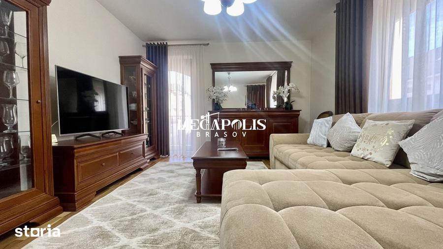 Apartament cu 2 camere decomandat în Tractorul