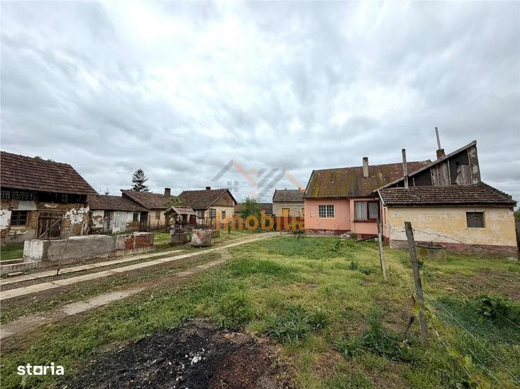 Casă cu 3 camere cu Teren 975 Mp în Tileagd