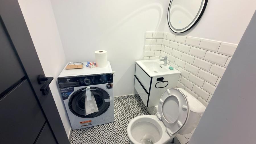 Apartament cu 3 camere în Calea Dumbrăvii