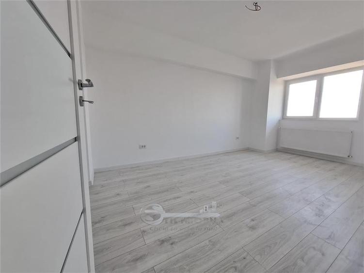 Apartament cu 2 camere decomandat în Galata