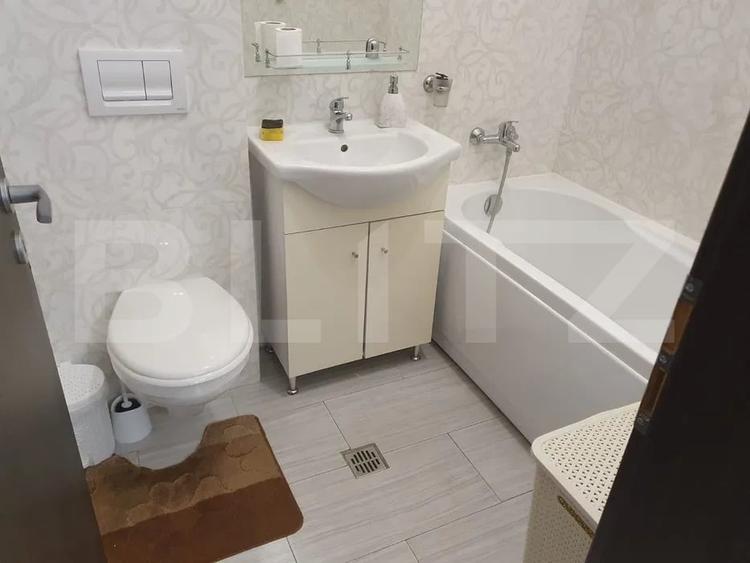 Apartament cu 2 camere semidecomandat, mobilat în Galata