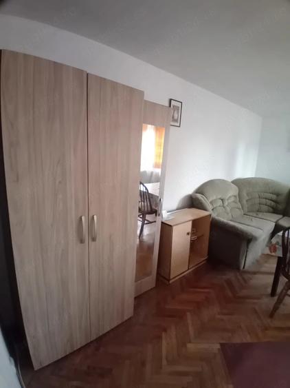 Apartament cu 2 camere decomandat în Soarelui