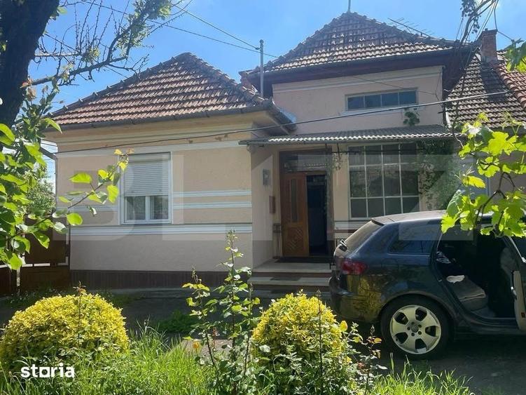 Casă cu 4 camere cu Teren 275 Mp în Central