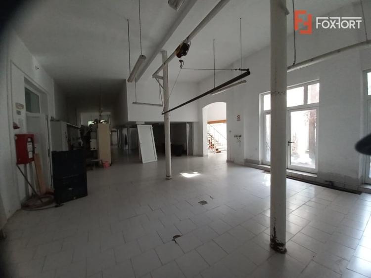 Spațiu industrial, de 385 mp, în Odobescu