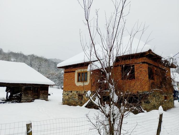 Apartament cu 2 camere în Hălmagiu