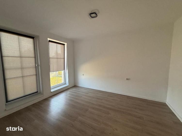 Casă cu 3 camere cu Teren 450 Mp în Central