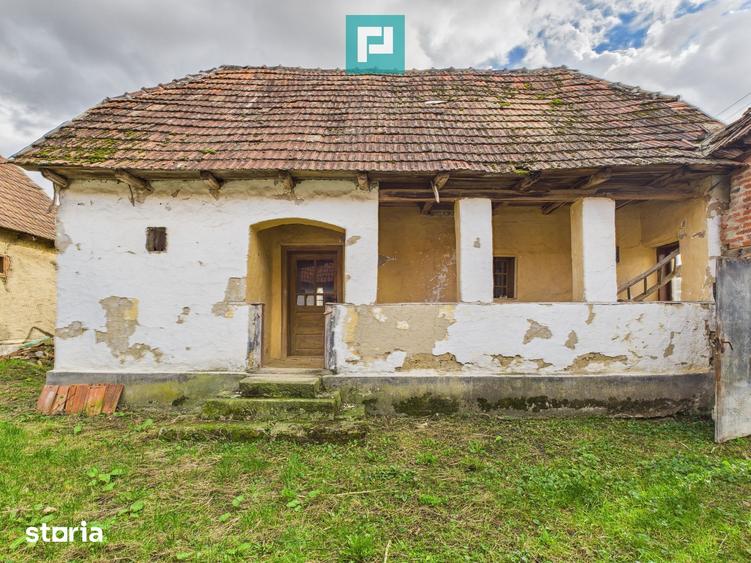 Casă cu 4 camere cu Teren 1080 Mp în Dezna
