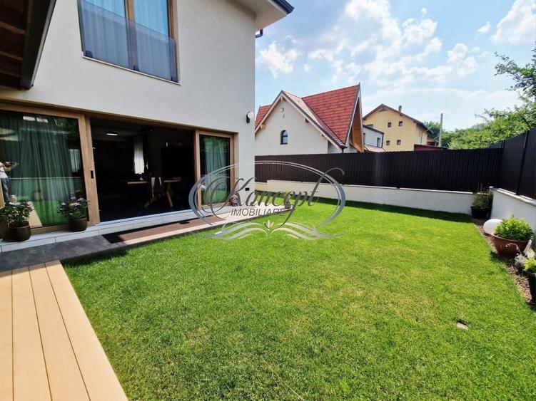 Duplex cu 4 camere cu Garaj în Iris