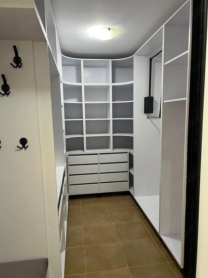 Apartament cu 2 camere semidecomandat în Mărăști