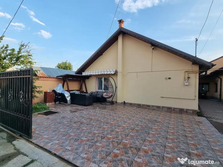 Casă cu 3 camere în Exterior Vest
