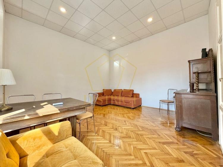 Apartament cu 2 camere semidecomandat, mobilat în Central