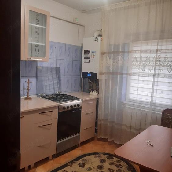 Apartament cu 2 camere decomandat în Tomești
