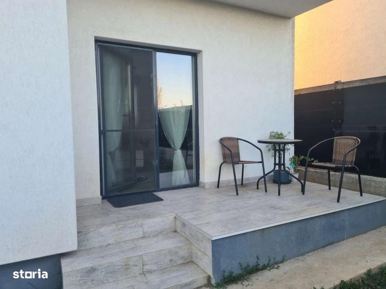 Casă cu 4 camere în Cârcea