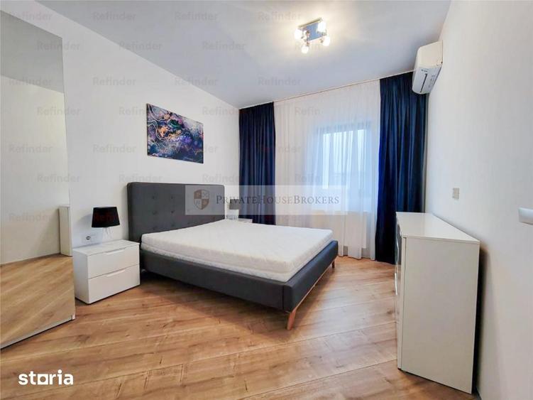 Apartament cu 3 camere semidecomandat în Central