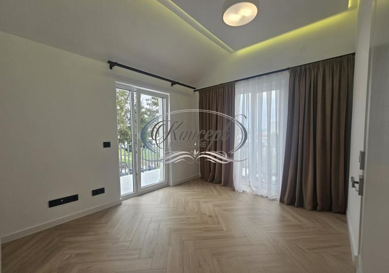 Duplex cu 4 camere cu Canalizare în Gilău