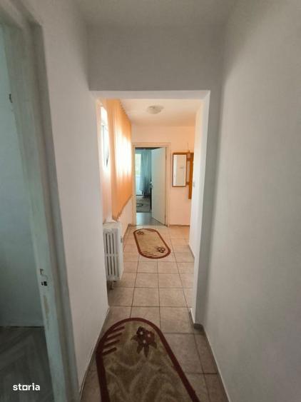 Apartament cu 2 camere, mobilat în Giurgiului