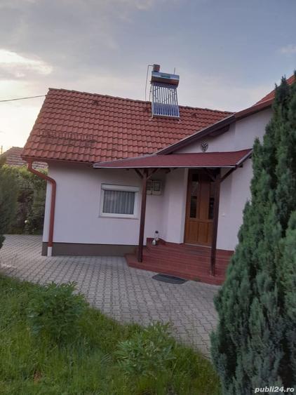Casă cu 5 camere cu Teren 1100 Mp în Alma